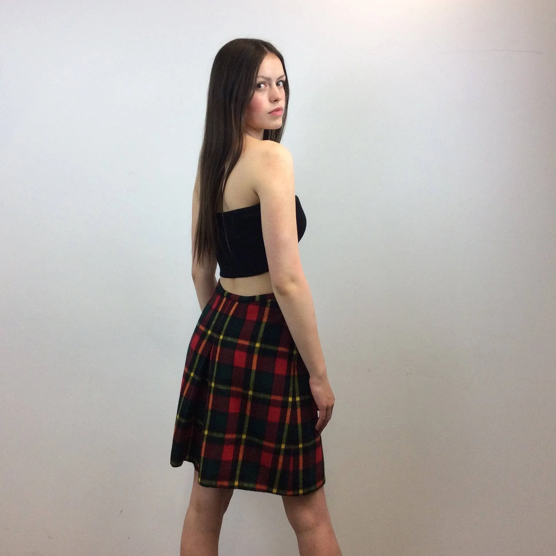 1970s High-Waisted Knee-Length Wool Plaid Skort Small