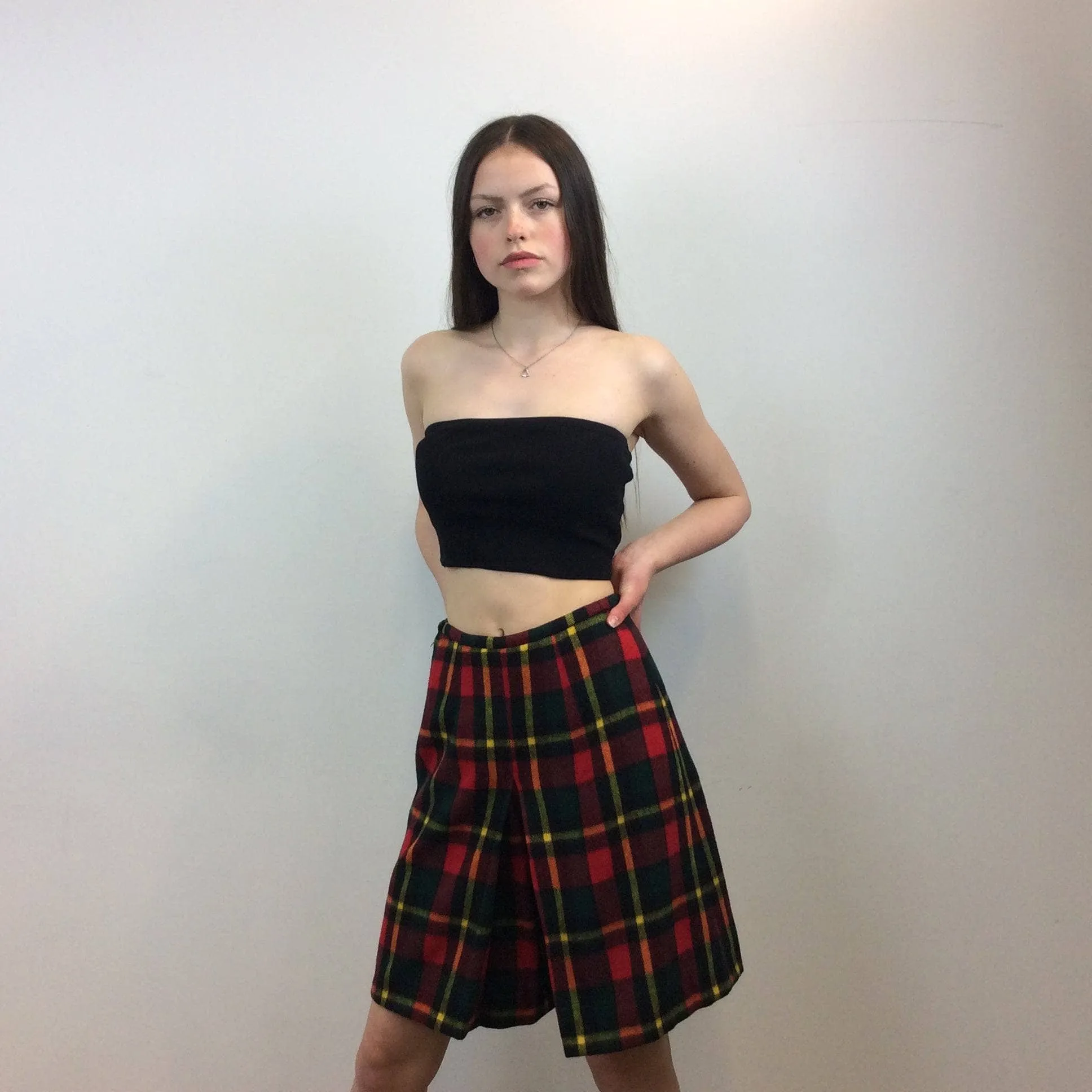 1970s High-Waisted Knee-Length Wool Plaid Skort Small