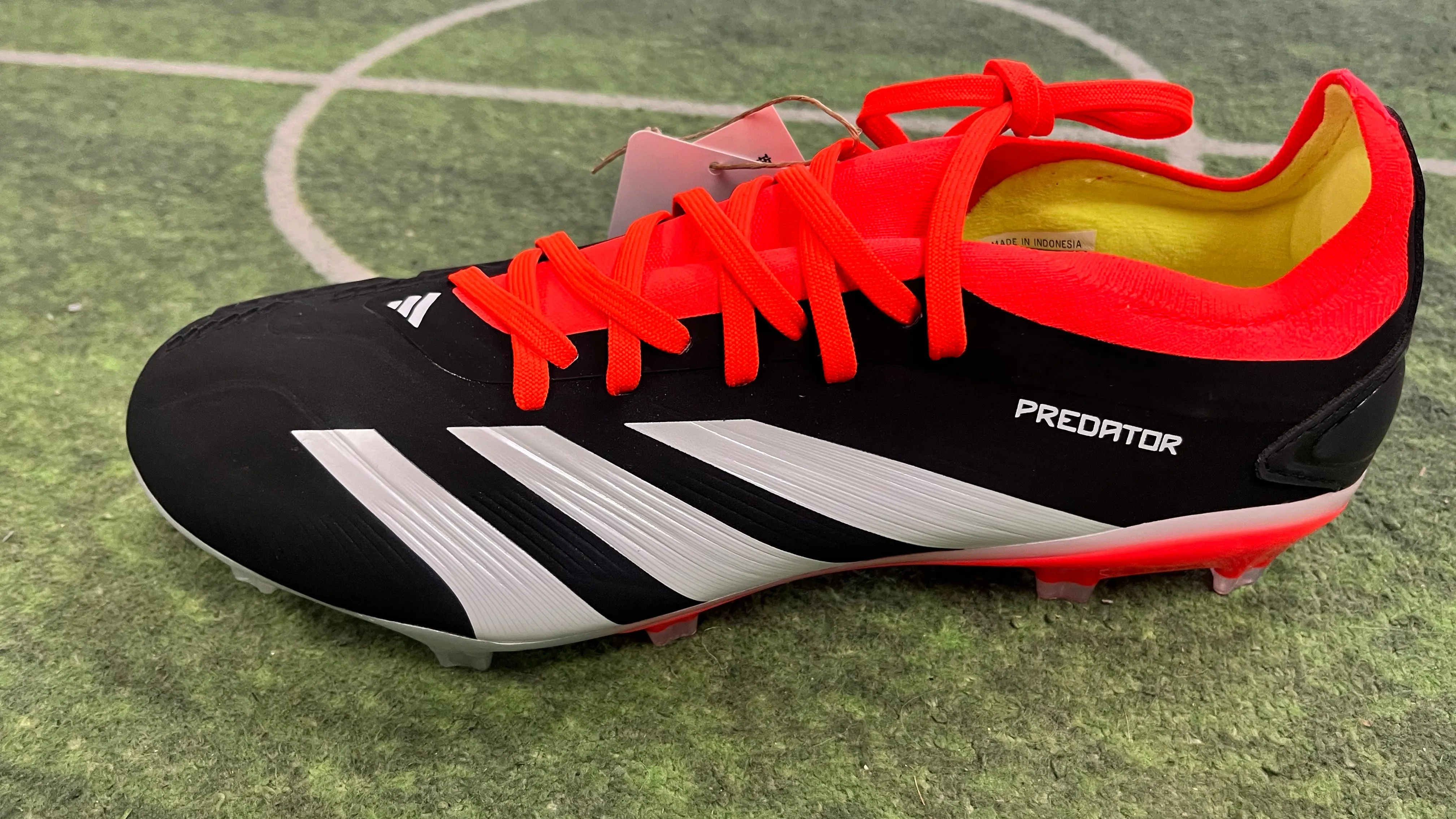 ADIDAS PREDATOR PRO FG SOCCER CLEATS