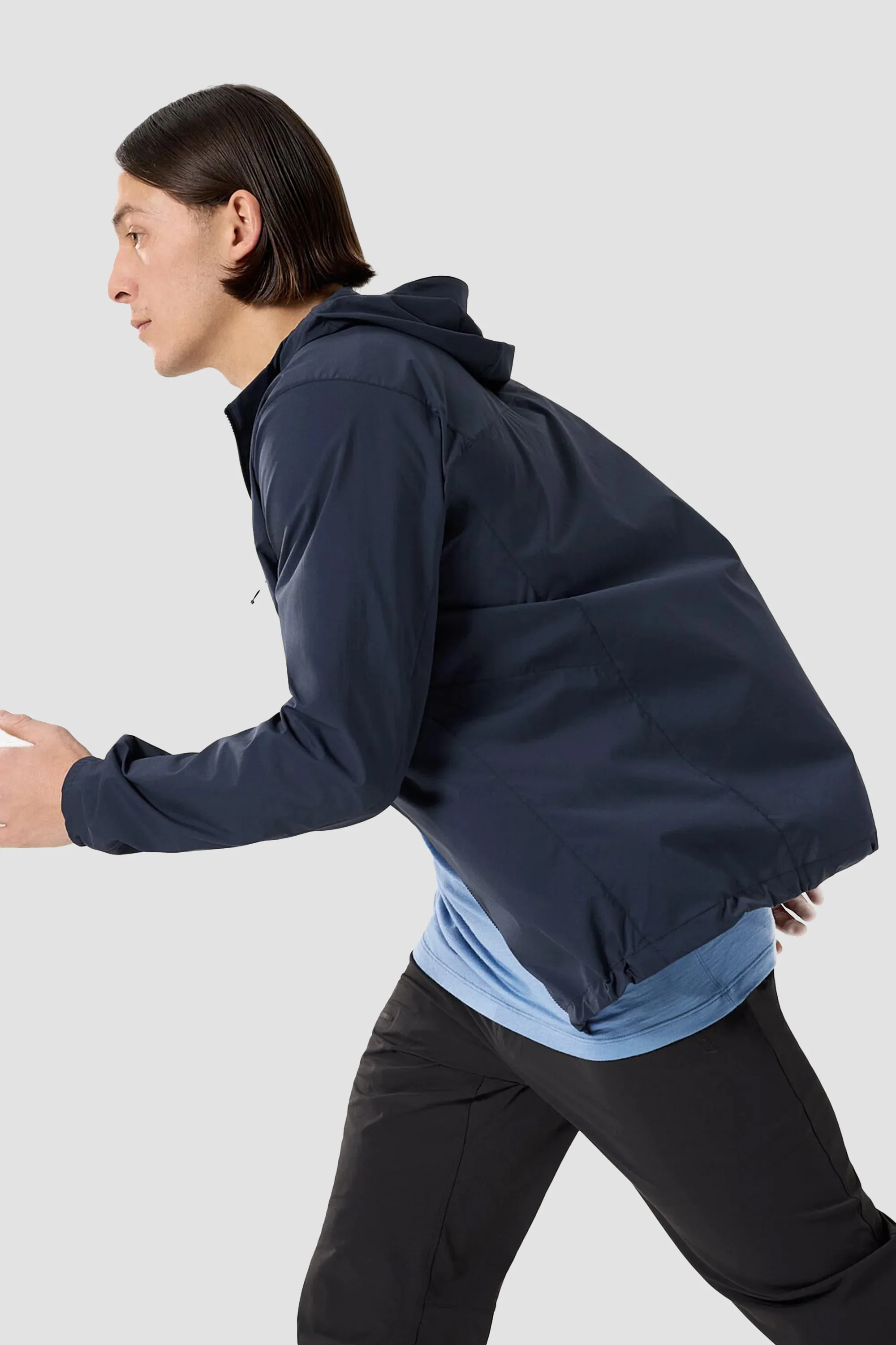 Arc'teryx Men's Squamish Hoody in Black Sapphire