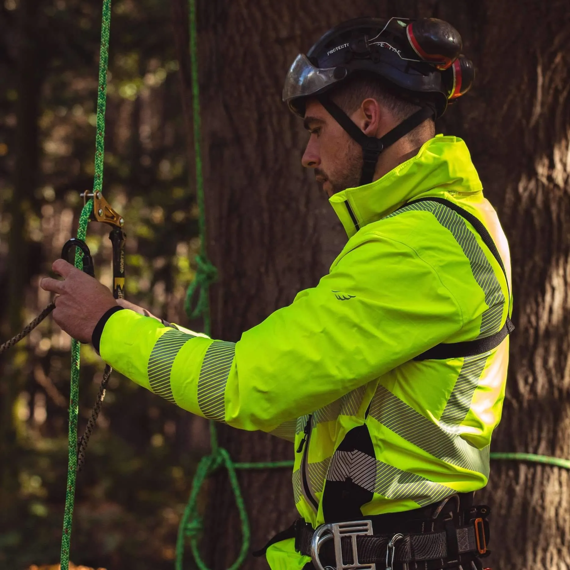 ATHV4400 Arbortec BreatheDry® Waterproof Smock - Hi-Vis Yellow