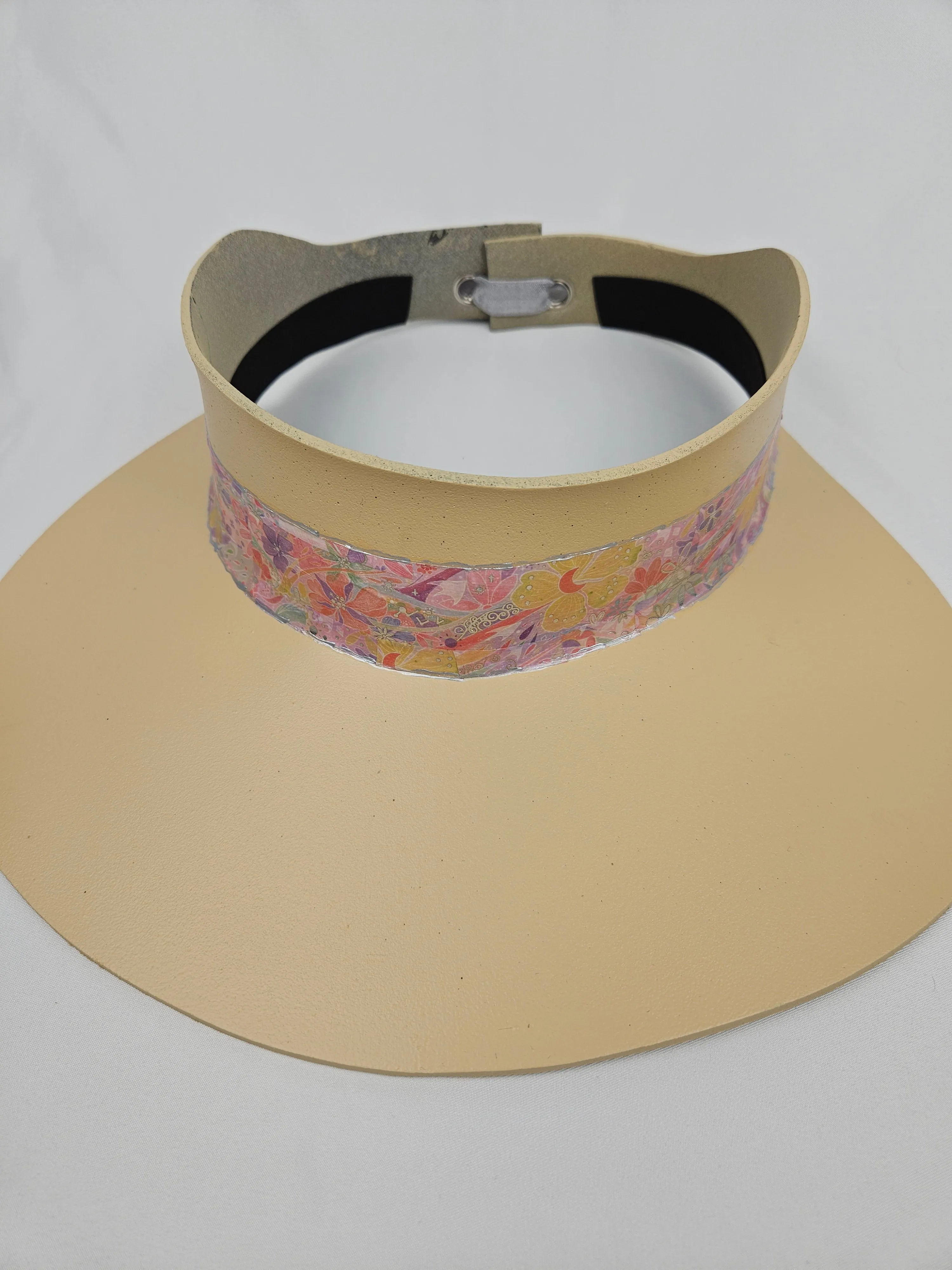 Beige "LadyEVA" Visor Hat with Bright Pastel Pink Floral Band