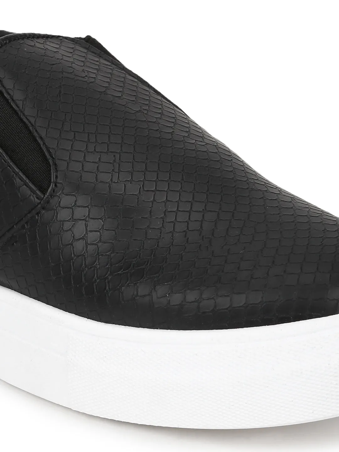 Black PU Snake Pattern Slip On Shoes