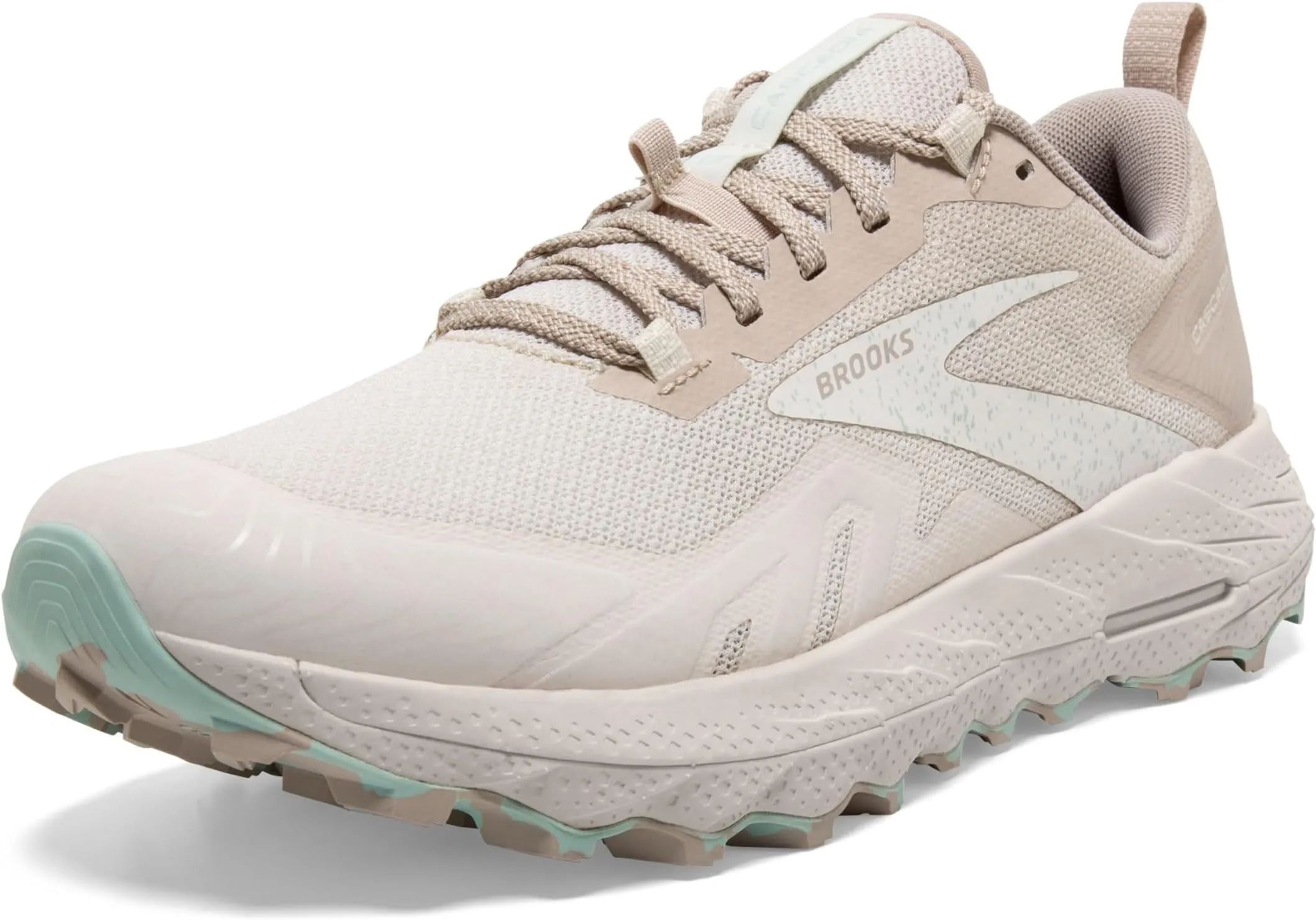 Cascadia 17 Brooks Sneaker in White Sand/Chateau Gray