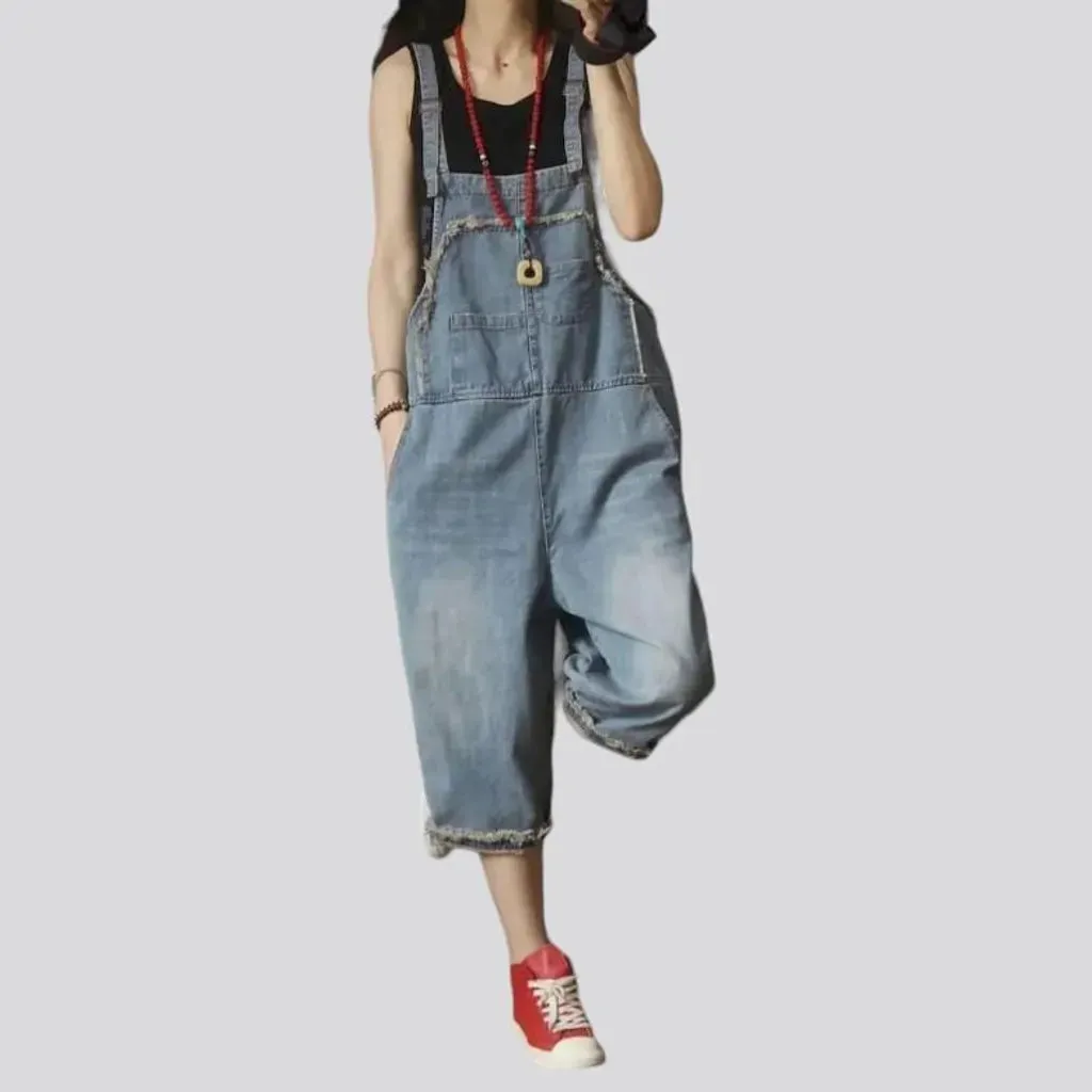 Fashionable denim dungaree for ladies