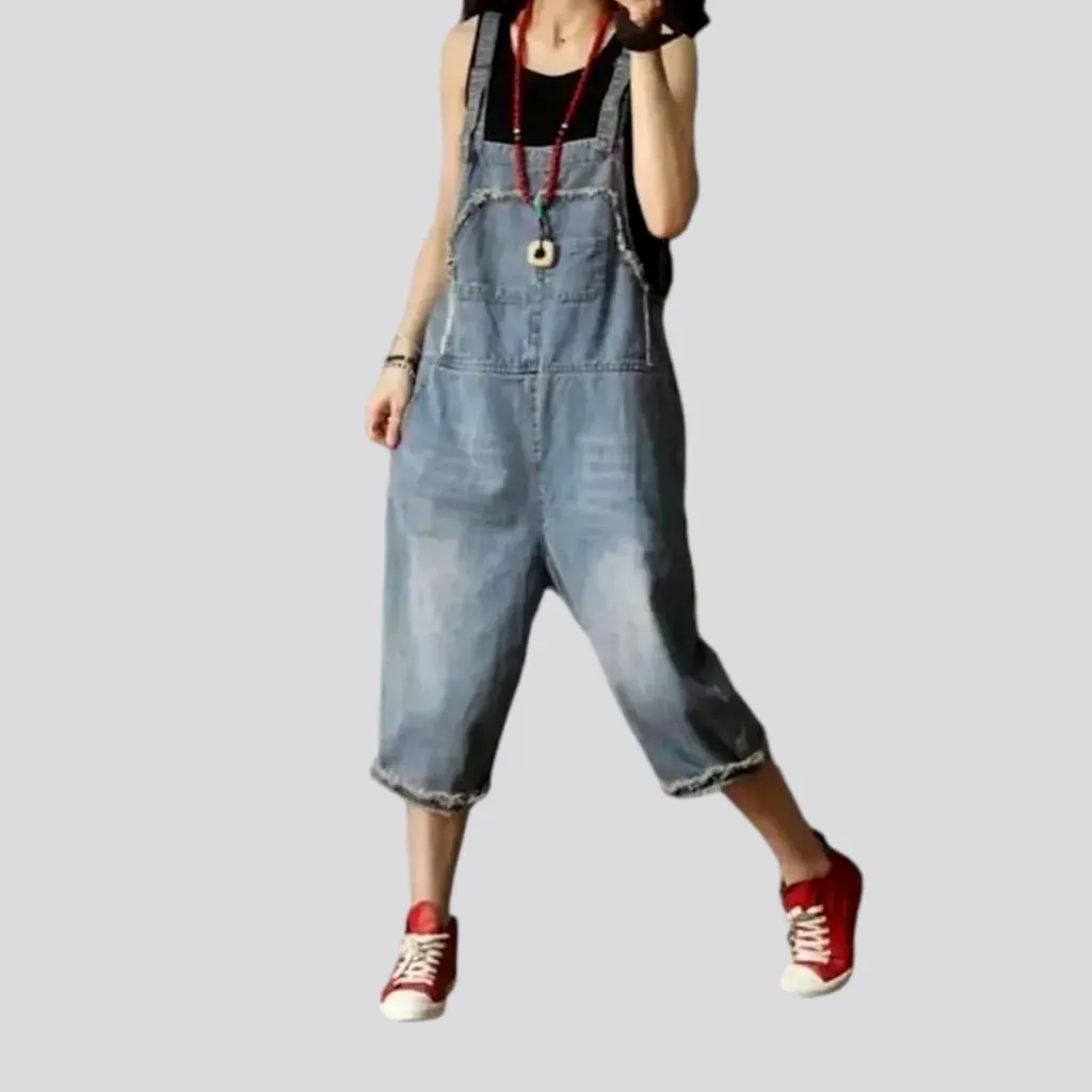 Fashionable denim dungaree for ladies