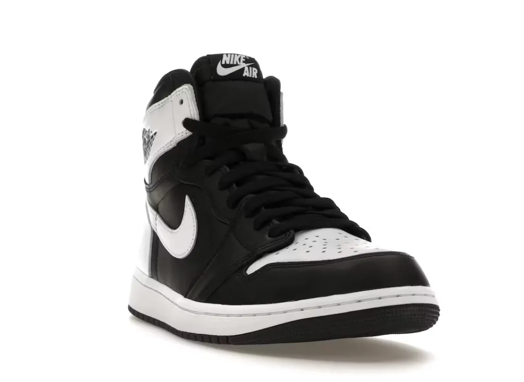 JORDAN 1 RETRO HIGH OG BLACK WHITE