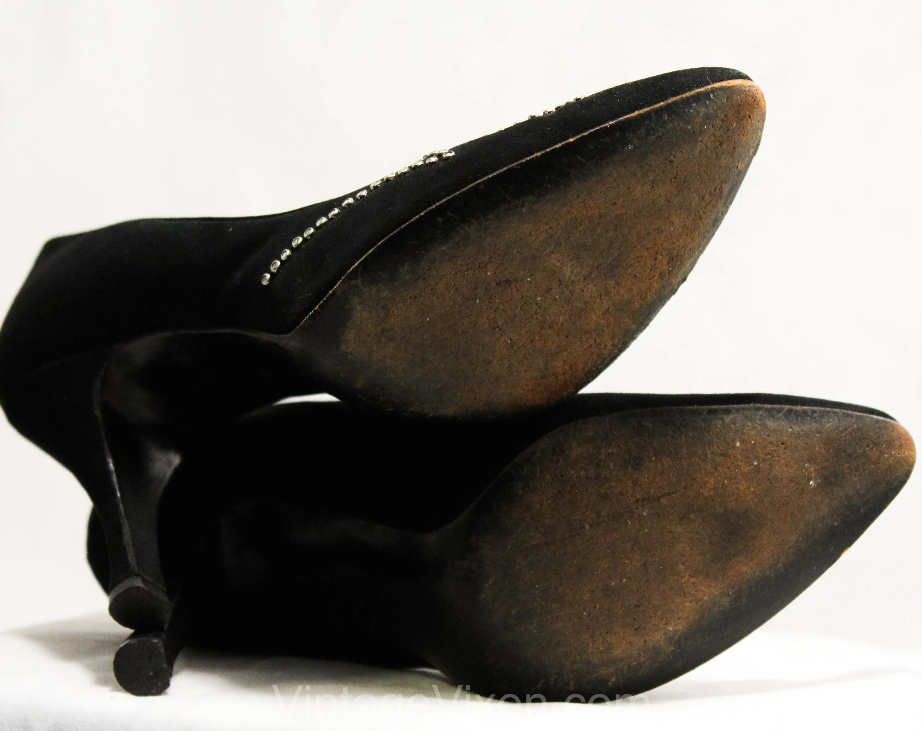 Size 6.5 Black Suede 50s Heels with Zig-Zag Rhinestones - Hollywood Style 1950s Shoes - Beverly Hills Label - Sexy Metal Studs - 6 1/2 N