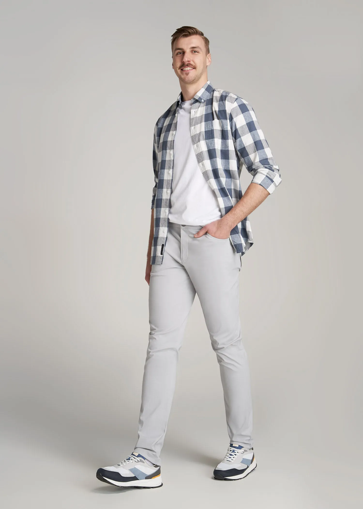 TAPERED-FIT Traveler Pants for Tall Men in Light Grey