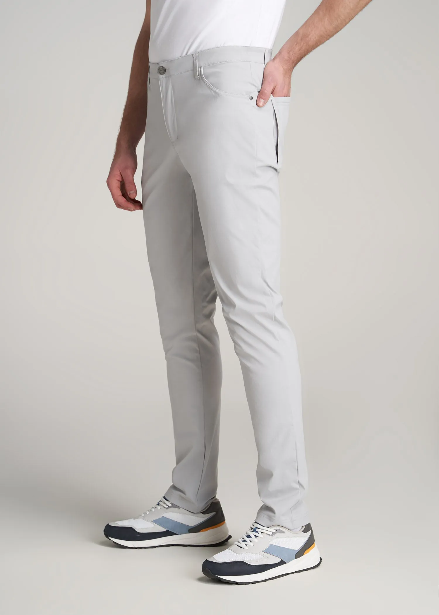 TAPERED-FIT Traveler Pants for Tall Men in Light Grey