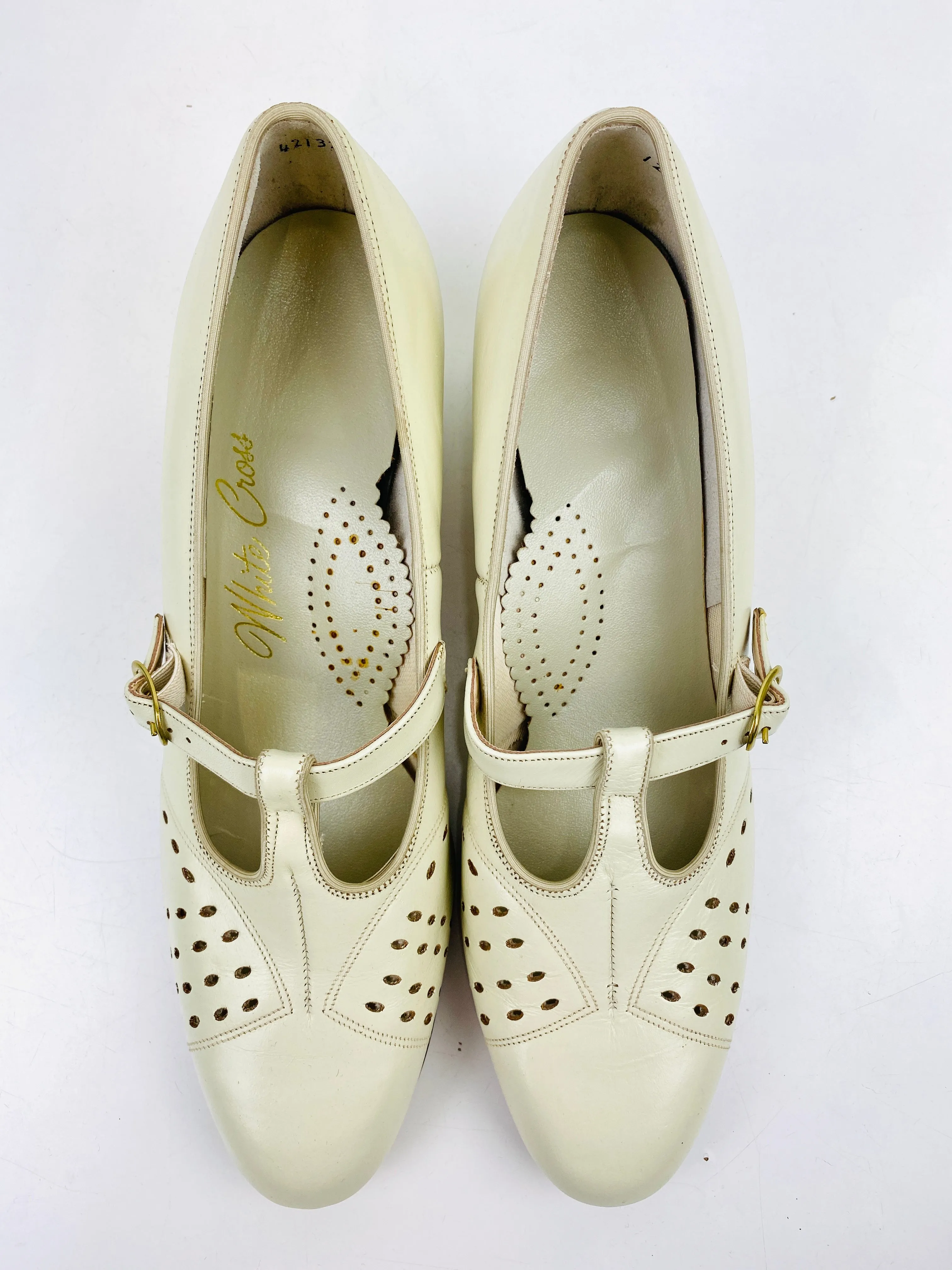 Vintage Deadstock Shoes, Women's 1980s Beige Leather Cuban Heel T-Strap Pumps, NOS, 7869