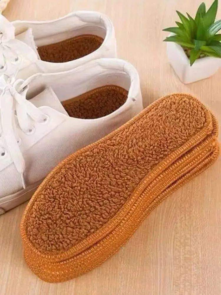 Winter Warm Plush Insoles Soft Thicken Alpaca Wool Thermal Insert Insoles for Women Men -Breathable.